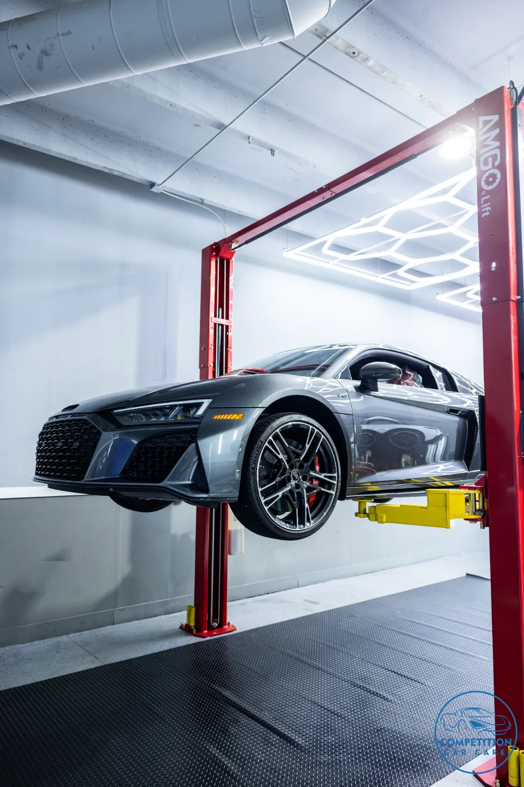 Audi R8 V10 — annual service